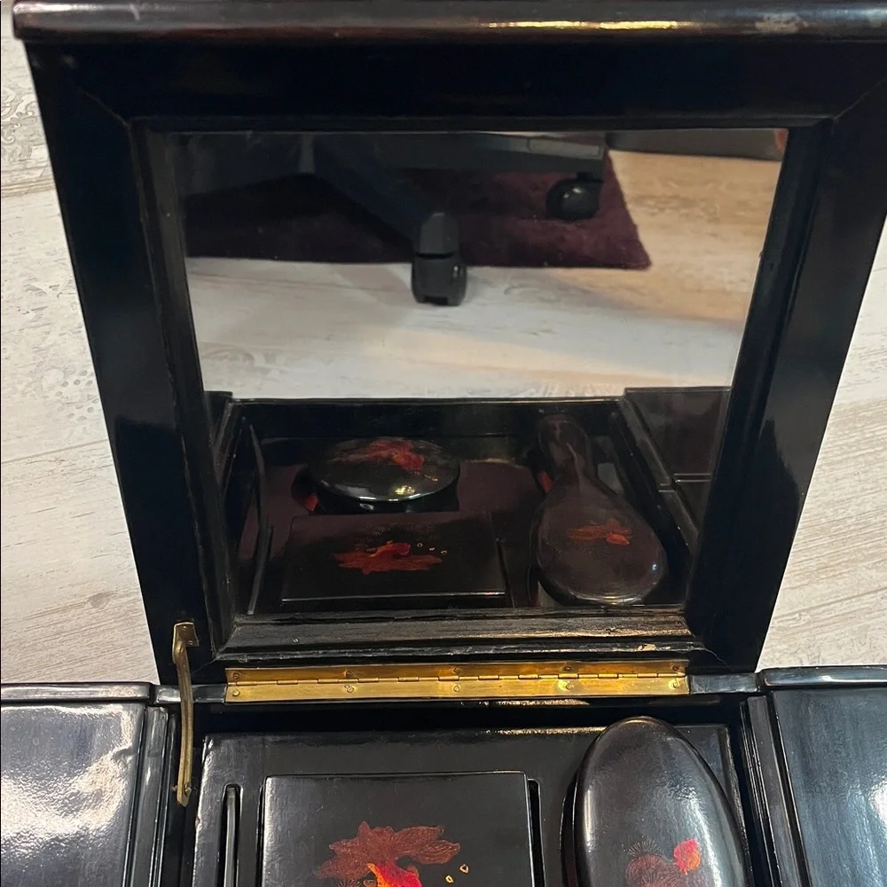 Vintage Chinoiserie Lacquer Vanity Set Goldfish Design
